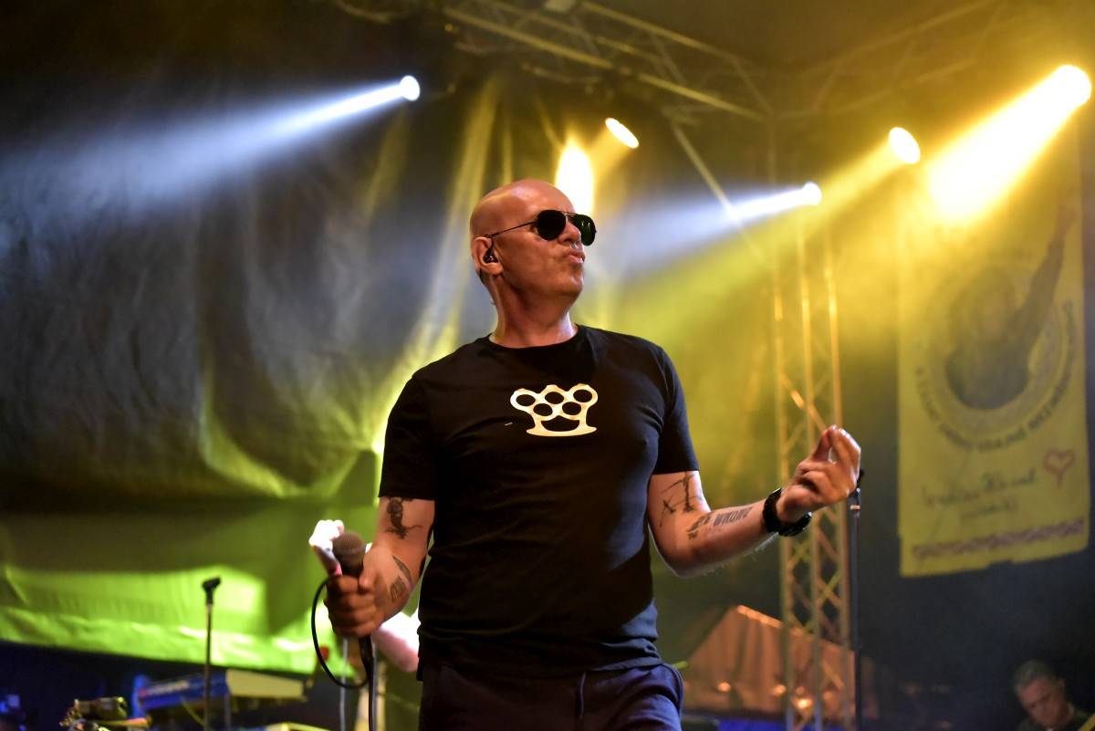 TrutnOFF přinesl do Brna spikleneckou atmosféru, zahráli Michal Prokop, Pražský výběr i Visací zámek