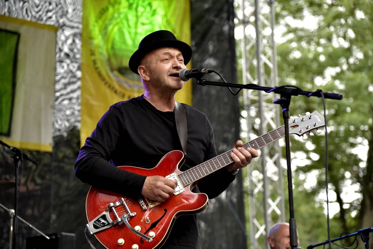 TrutnOFF přinesl do Brna spikleneckou atmosféru, zahráli Michal Prokop, Pražský výběr i Visací zámek