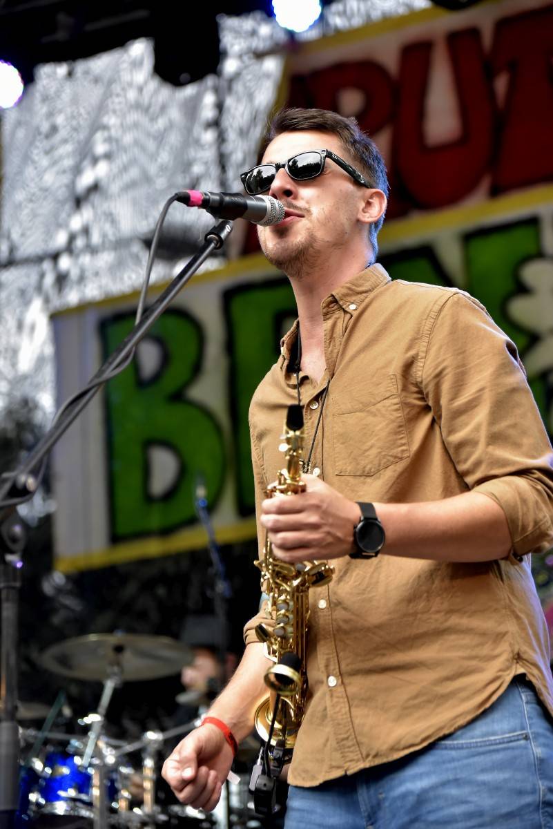 TrutnOFF přinesl do Brna spikleneckou atmosféru, zahráli Michal Prokop, Pražský výběr i Visací zámek