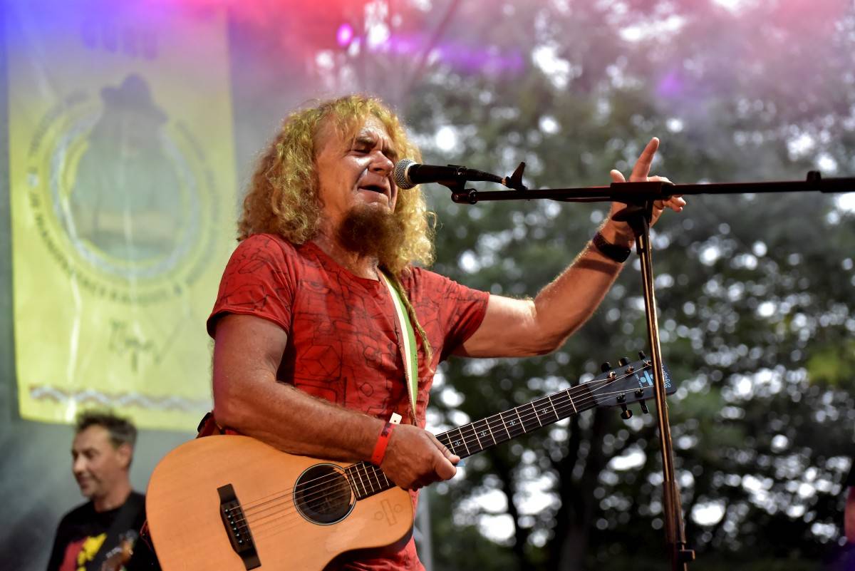 TrutnOFF přinesl do Brna spikleneckou atmosféru, zahráli Michal Prokop, Pražský výběr i Visací zámek