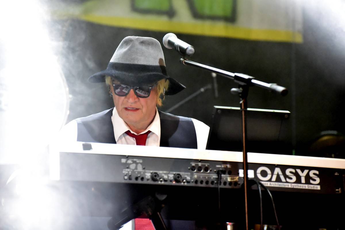 TrutnOFF přinesl do Brna spikleneckou atmosféru, zahráli Michal Prokop, Pražský výběr i Visací zámek