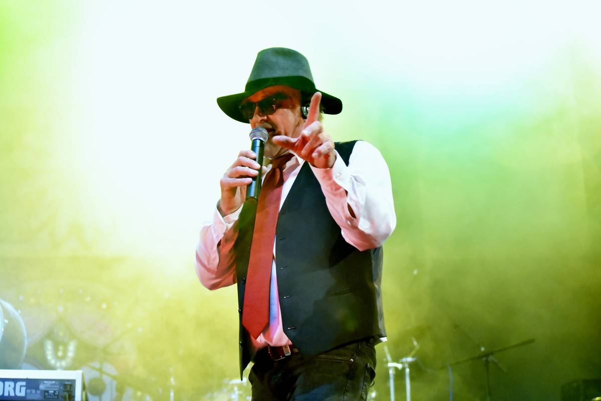 TrutnOFF přinesl do Brna spikleneckou atmosféru, zahráli Michal Prokop, Pražský výběr i Visací zámek