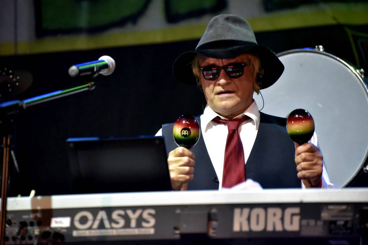 TrutnOFF přinesl do Brna spikleneckou atmosféru, zahráli Michal Prokop, Pražský výběr i Visací zámek