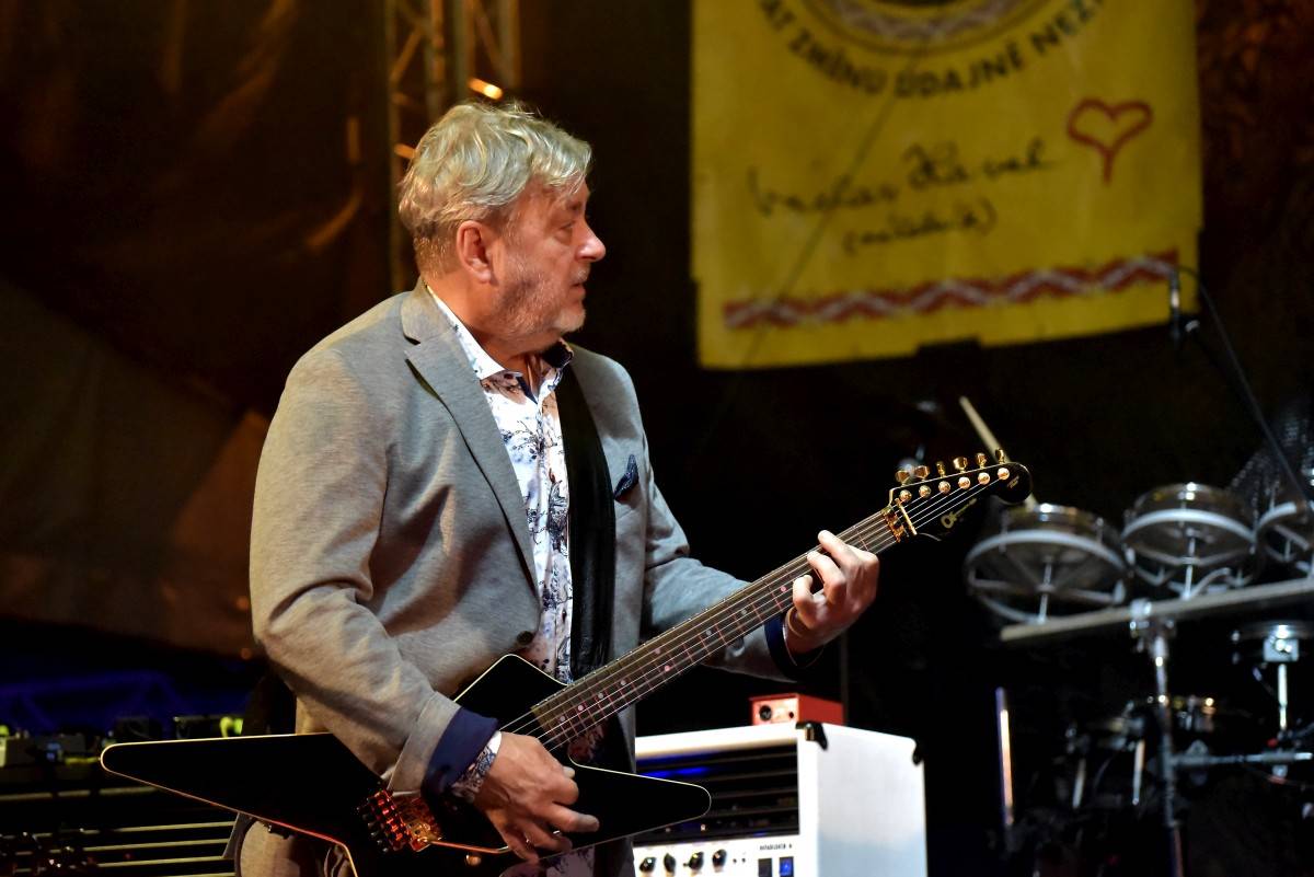 TrutnOFF přinesl do Brna spikleneckou atmosféru, zahráli Michal Prokop, Pražský výběr i Visací zámek