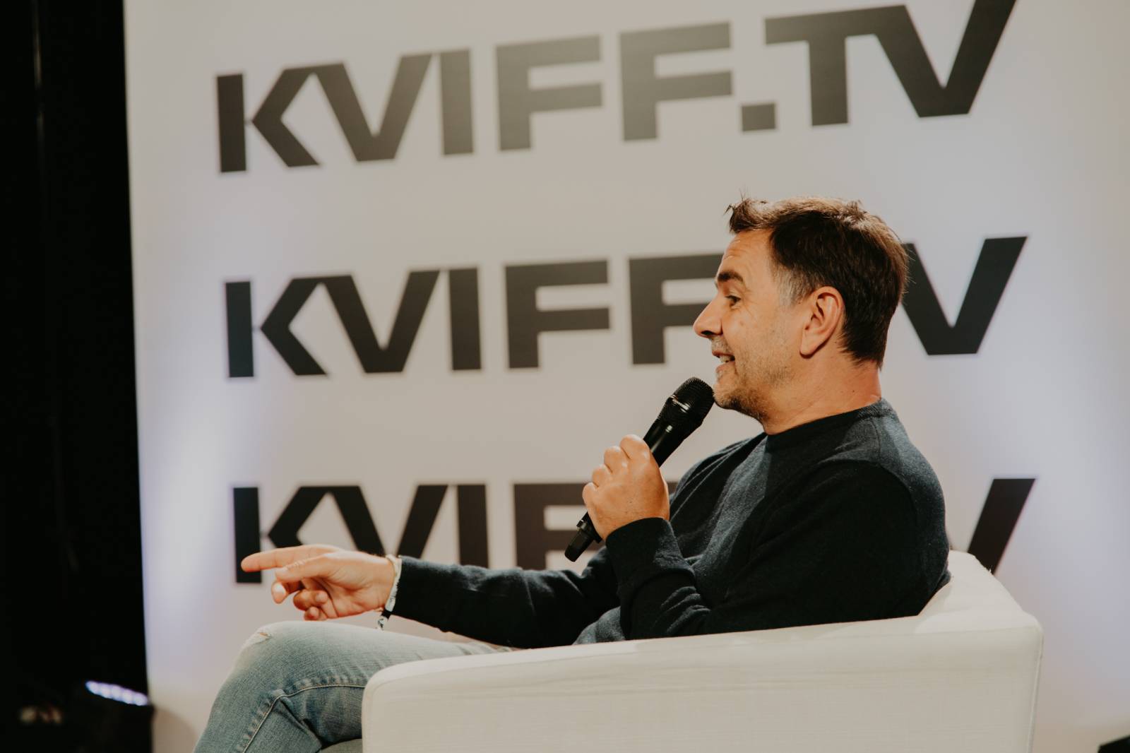 Ve Varech pokračují rozhovory s umělci, tentokrát byl na řadě DJ a producent Laurent