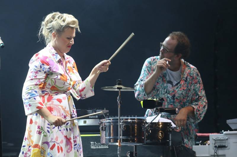 J.A.R. a Monkey Business skotačili na brněnském výstavišti, groovy rytmy a vtipem nešetřili 