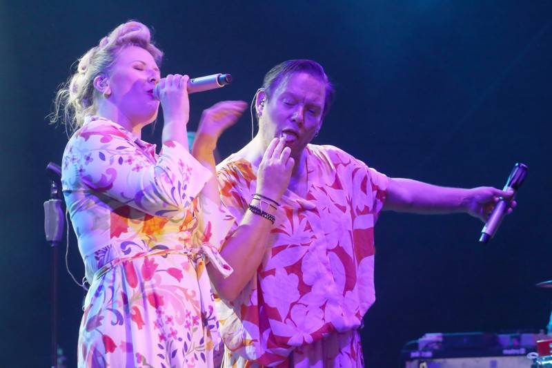 J.A.R. a Monkey Business skotačili na brněnském výstavišti, groovy rytmy a vtipem nešetřili 