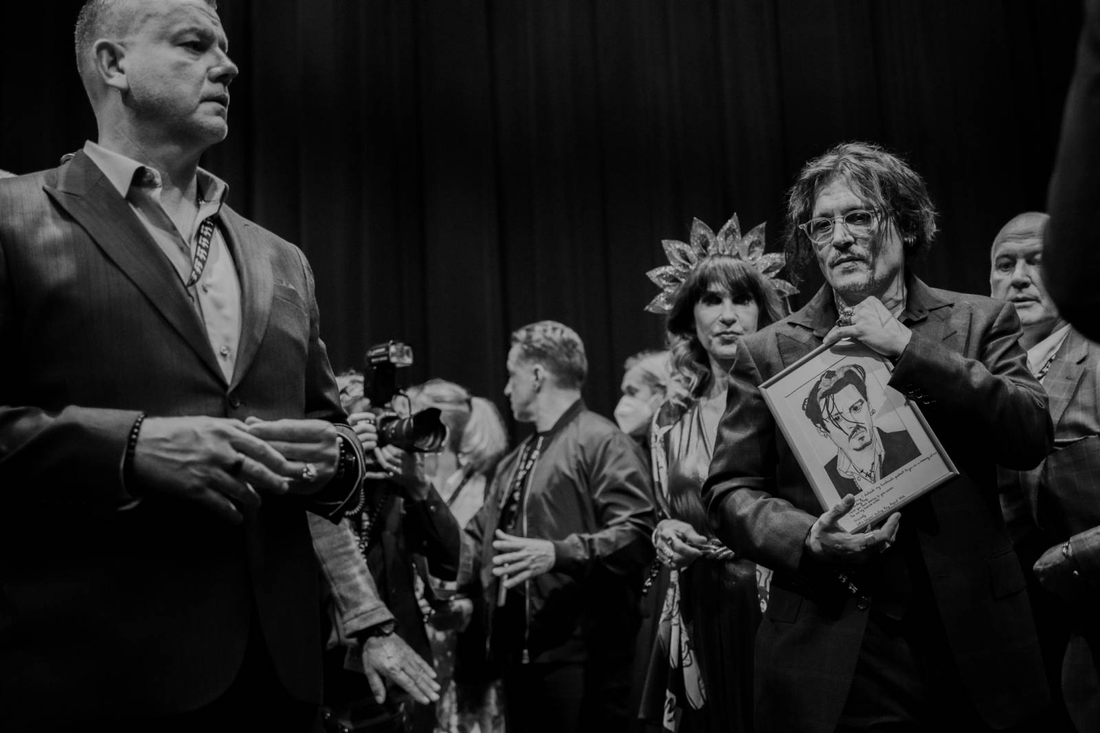 Johnny Depp potěšil fanoušky na KVIFF, v Karlových Varech uvedl film Hrnec zlaťáků