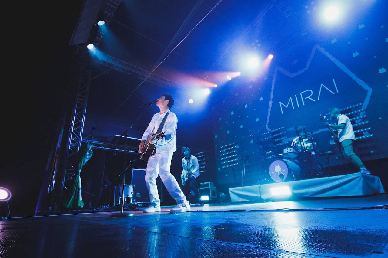 Poručíme větru dešti aneb Jak Hrady.cz rozehnaly mraky nad Bezdězem