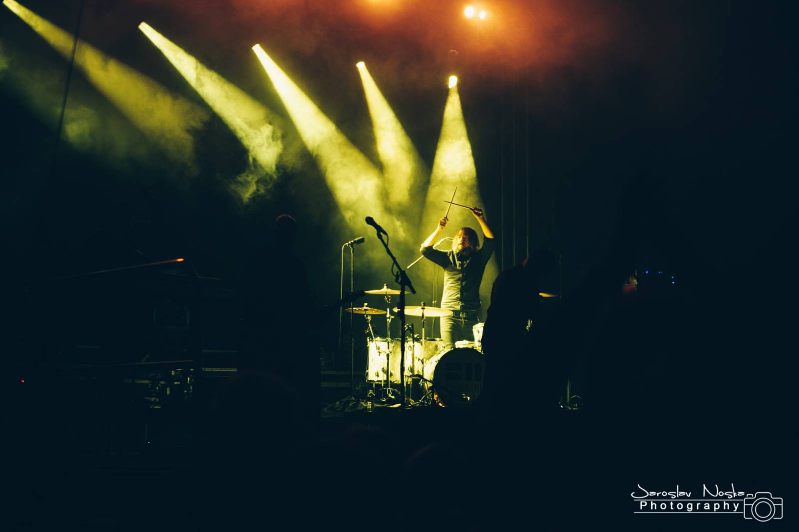 Chinaski na trutnovském Bojišti nezastavilo ani deštivě počasí