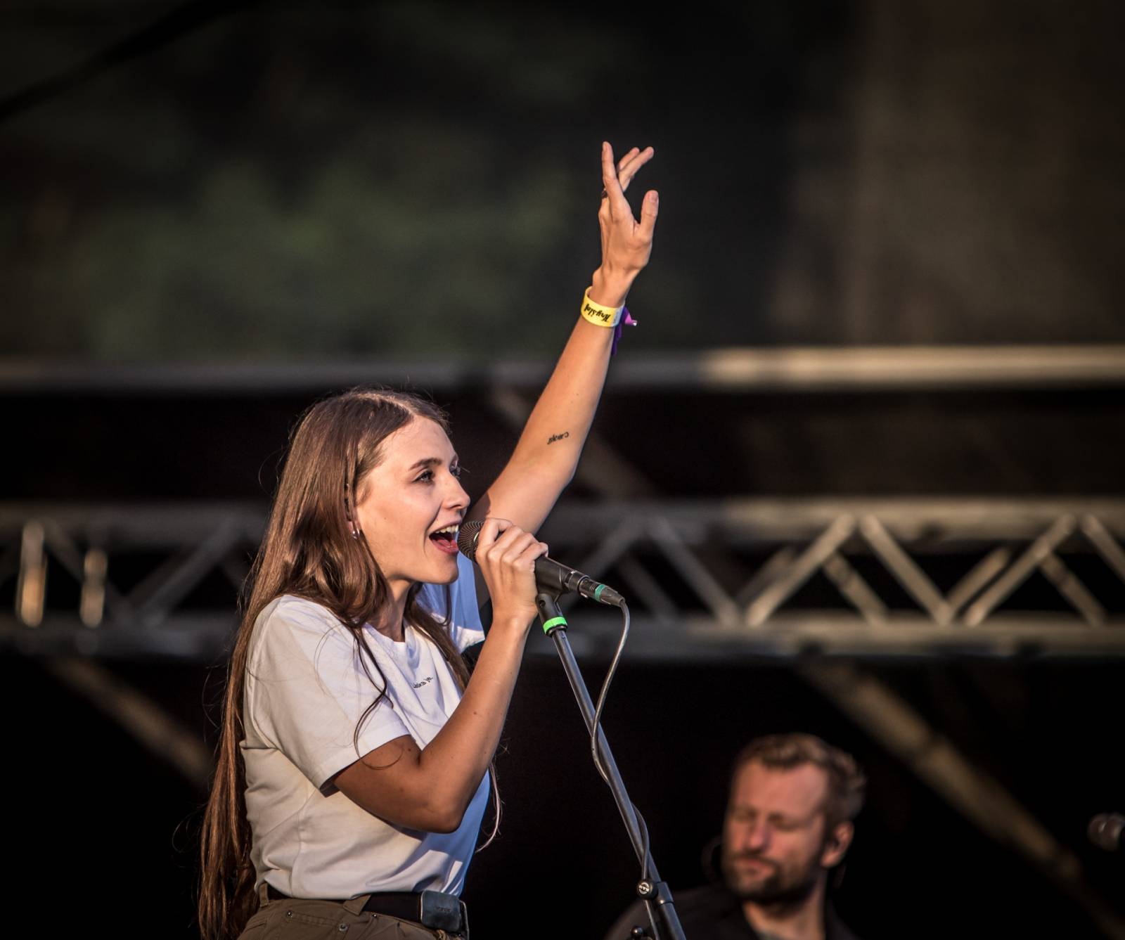 Kryštof rozehráli svou show na ostrově v Holýšově, přivezli s sebou Kateřinu Marii Tichou