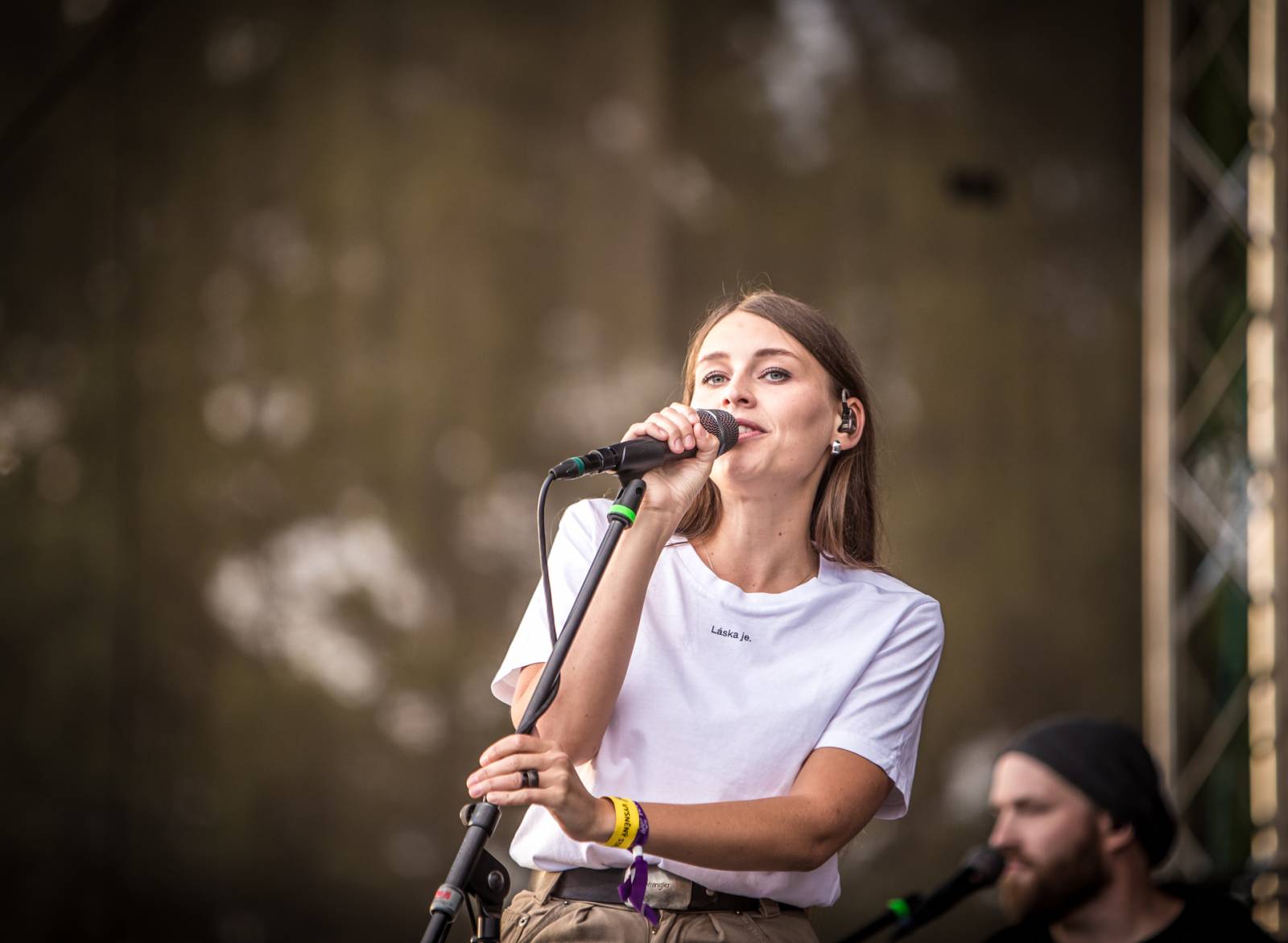 Kryštof rozehráli svou show na ostrově v Holýšově, přivezli s sebou Kateřinu Marii Tichou