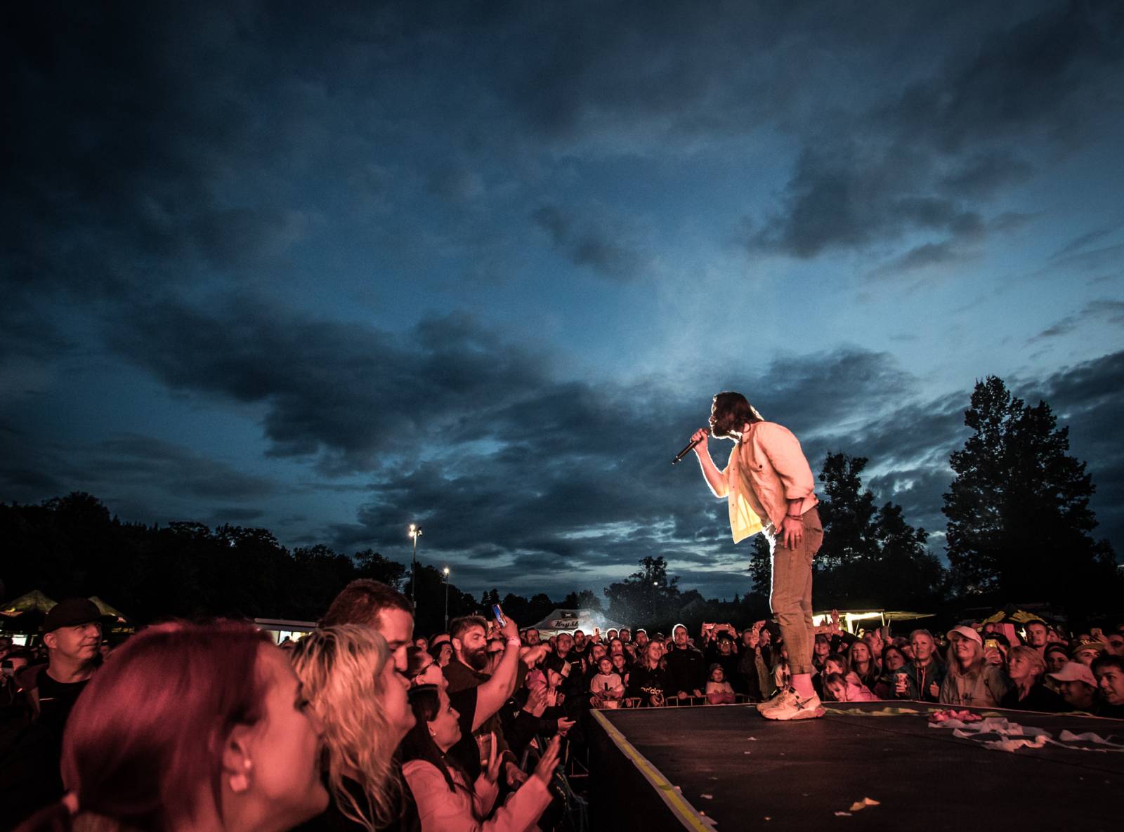 Kryštof rozehráli svou show na ostrově v Holýšově, přivezli s sebou Kateřinu Marii Tichou