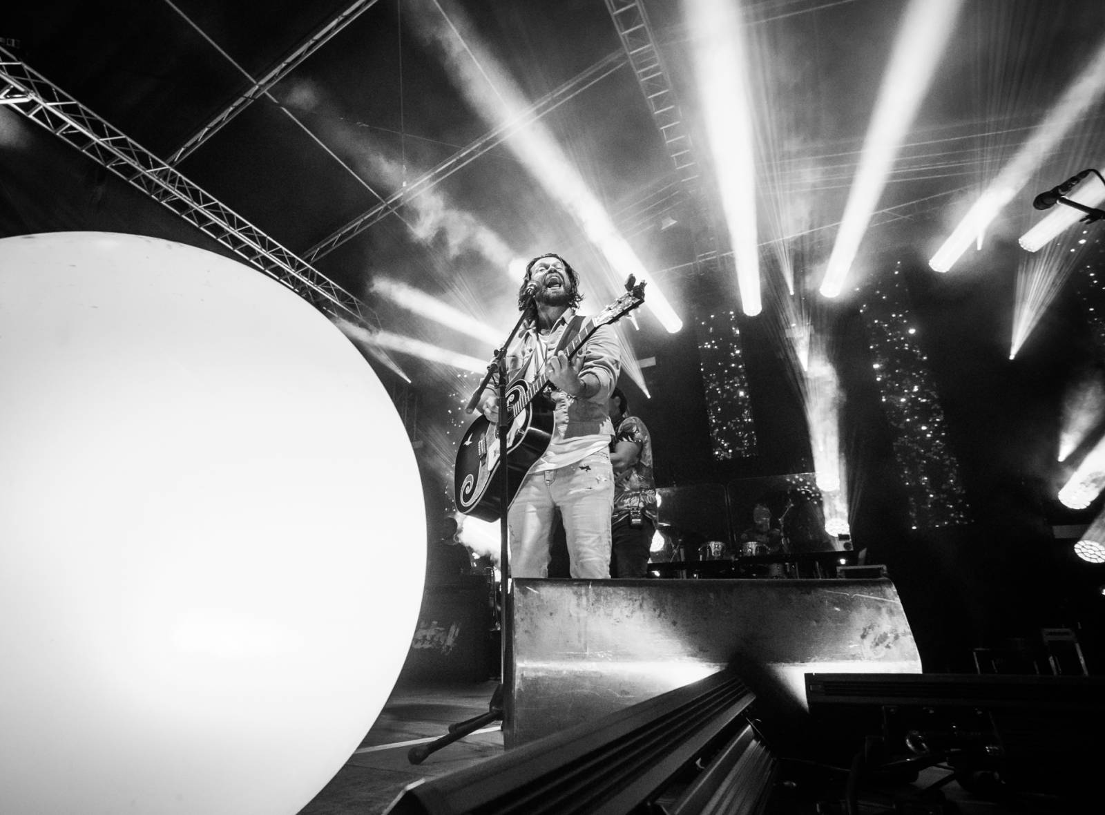 Kryštof rozehráli svou show na ostrově v Holýšově, přivezli s sebou Kateřinu Marii Tichou