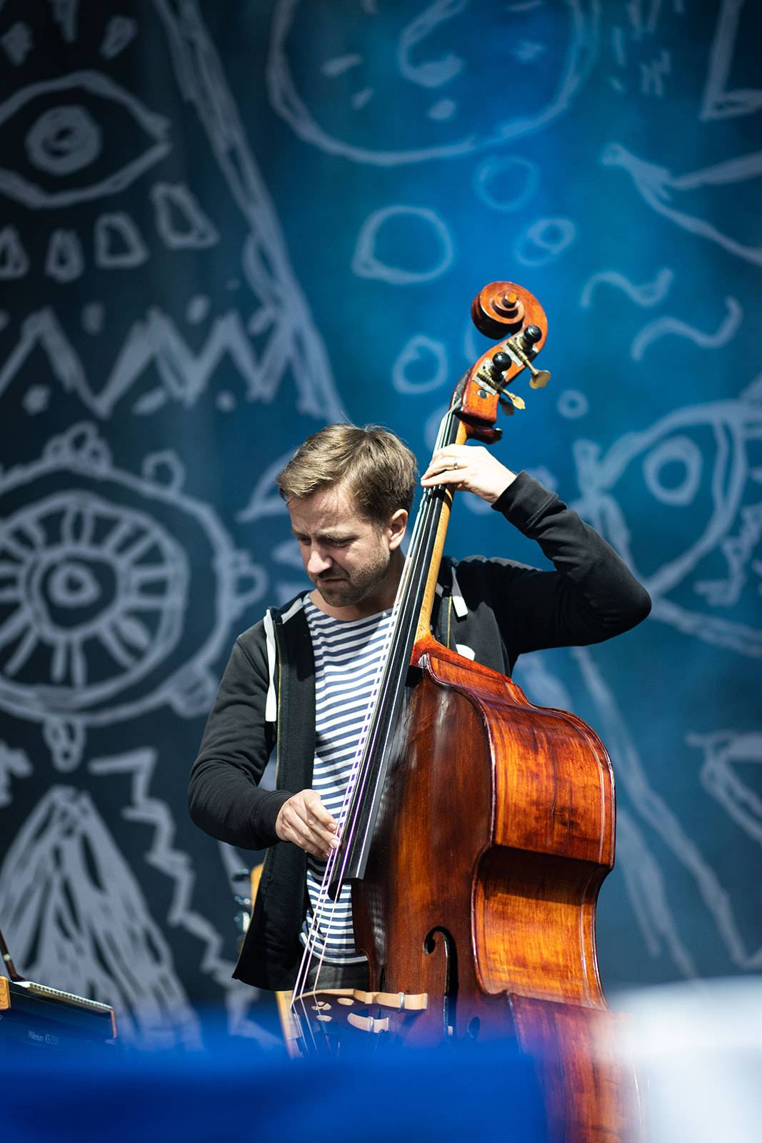 Tomáš Klus rozezpíval Ledárny Braník, na pódium si pozval manželku Tamaru