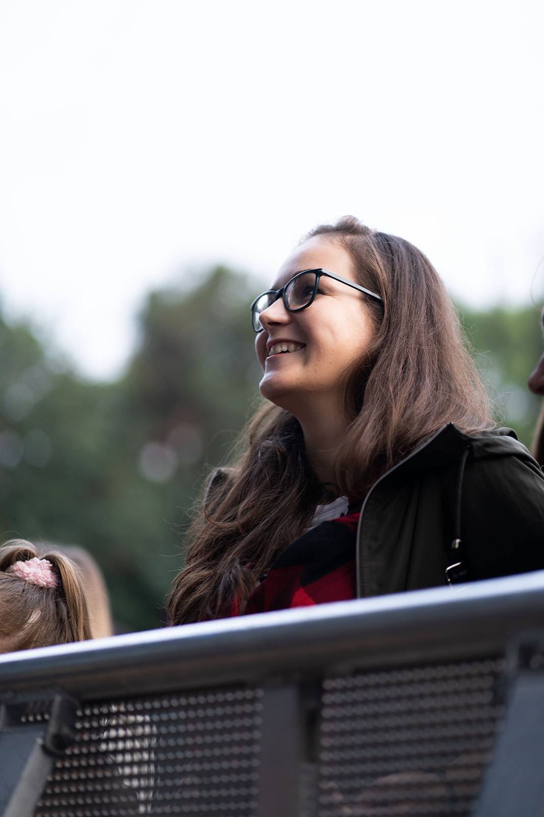 Tomáš Klus rozezpíval Ledárny Braník, na pódium si pozval manželku Tamaru