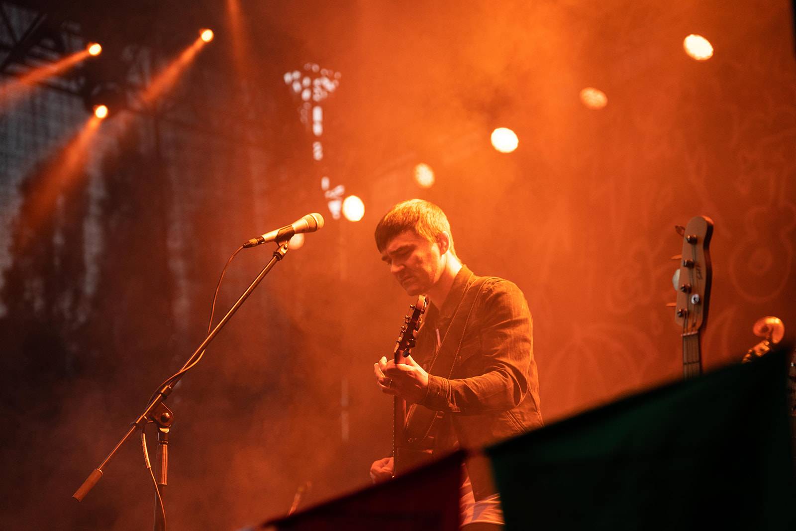 Tomáš Klus rozezpíval Ledárny Braník, na pódium si pozval manželku Tamaru