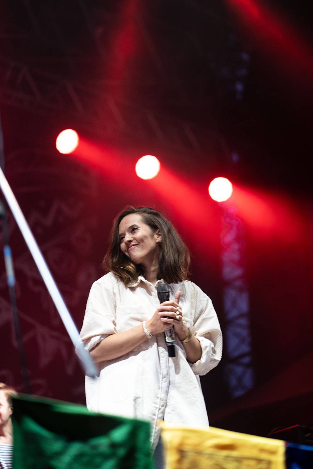 Tomáš Klus rozezpíval Ledárny Braník, na pódium si pozval manželku Tamaru