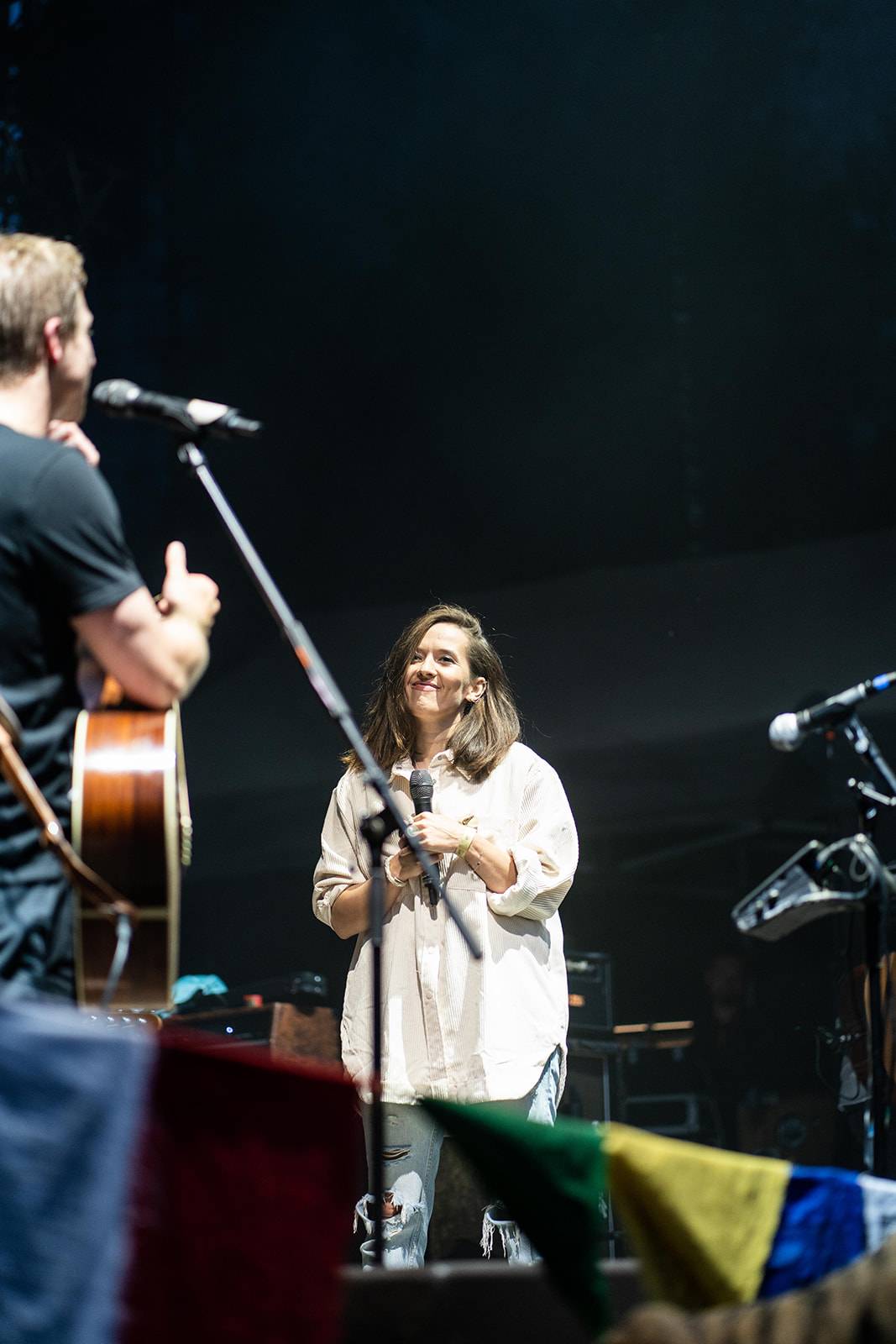 Tomáš Klus rozezpíval Ledárny Braník, na pódium si pozval manželku Tamaru
