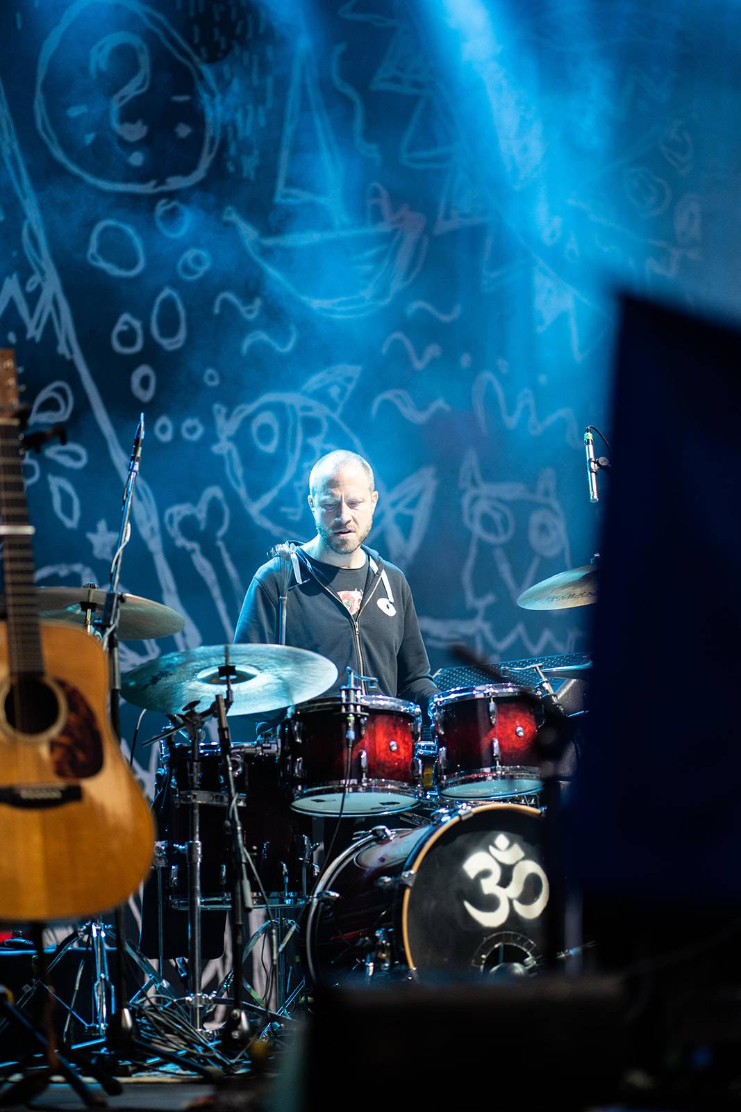 Tomáš Klus rozezpíval Ledárny Braník, na pódium si pozval manželku Tamaru