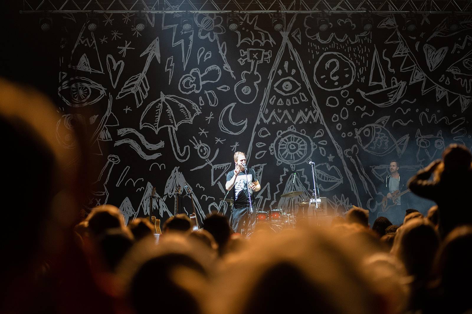 Tomáš Klus rozezpíval Ledárny Braník, na pódium si pozval manželku Tamaru