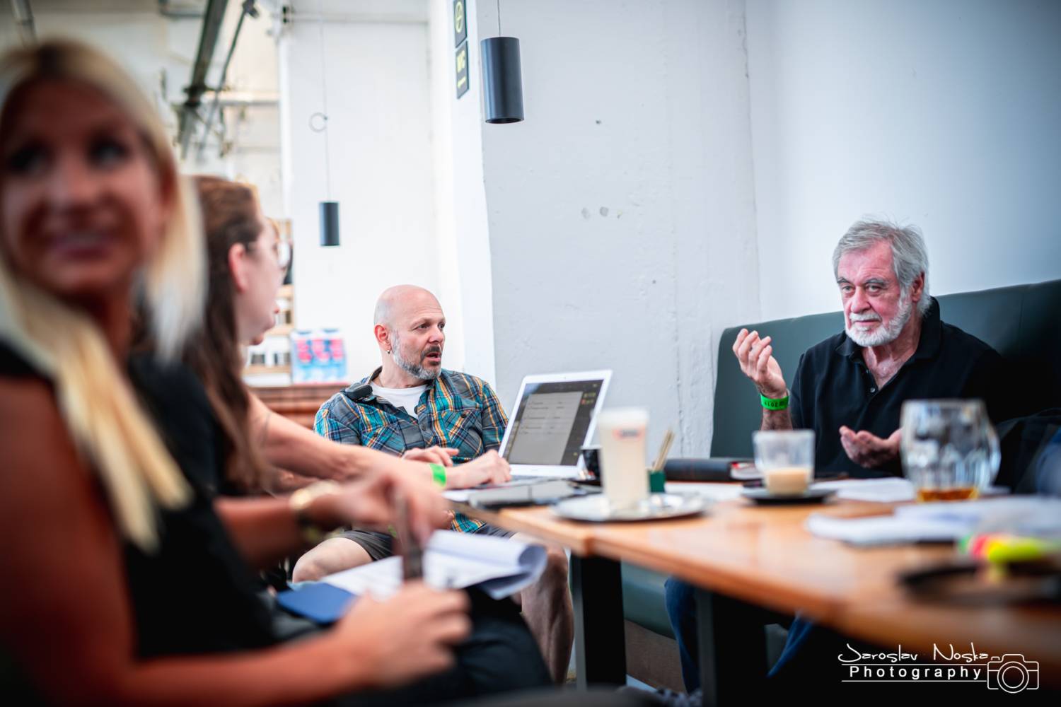 ONLINE: Žebřík vrcholí! Podívejte se s námi do zákulisí akce