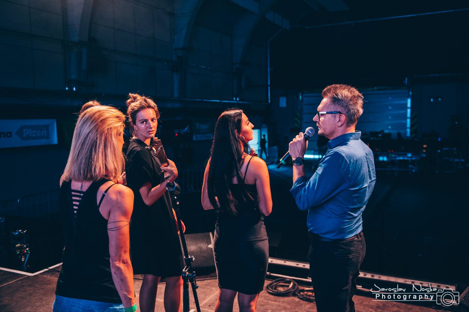 ONLINE: Žebřík vrcholí! Podívejte se s námi do zákulisí akce