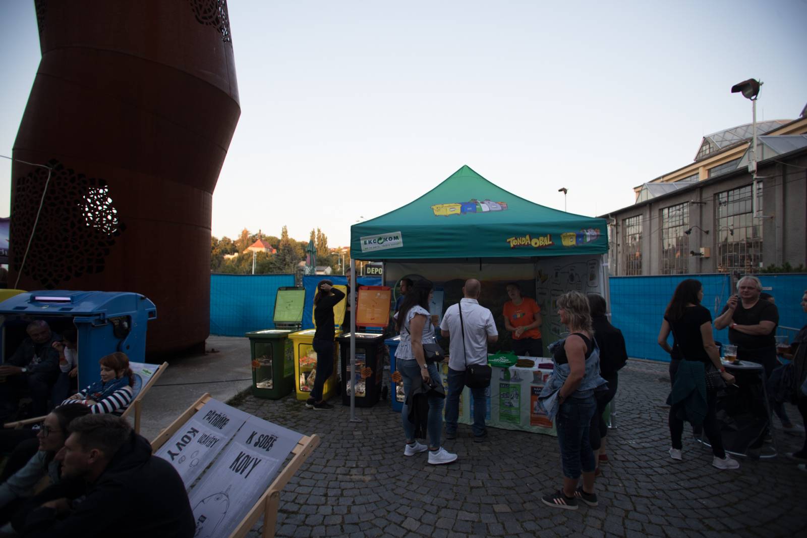 Dva Žebříky v jednom přinesly jedinečnou atmosféru. Marek Ztracený, Tomáš Klus a další byli fanouškům na dosah
