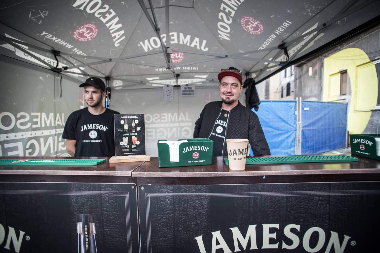 Dva Žebříky v jednom přinesly jedinečnou atmosféru. Marek Ztracený, Tomáš Klus a další byli fanouškům na dosah