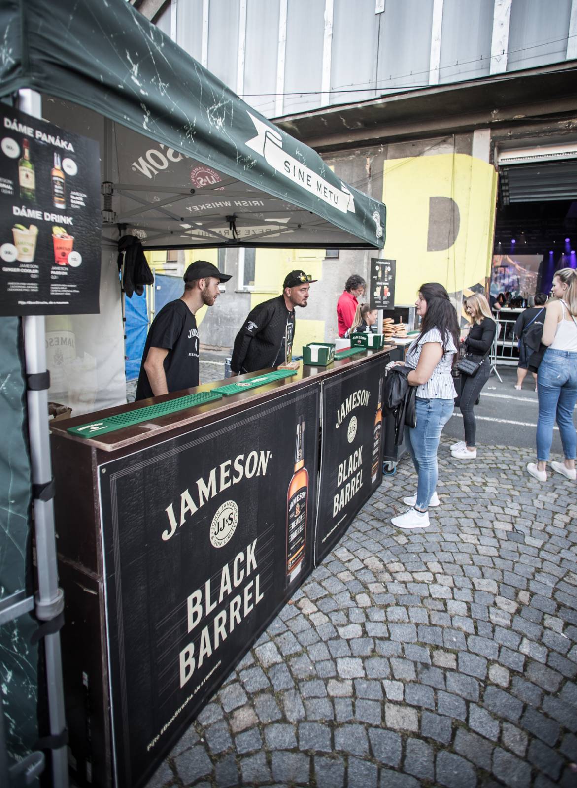 Dva Žebříky v jednom přinesly jedinečnou atmosféru. Marek Ztracený, Tomáš Klus a další byli fanouškům na dosah