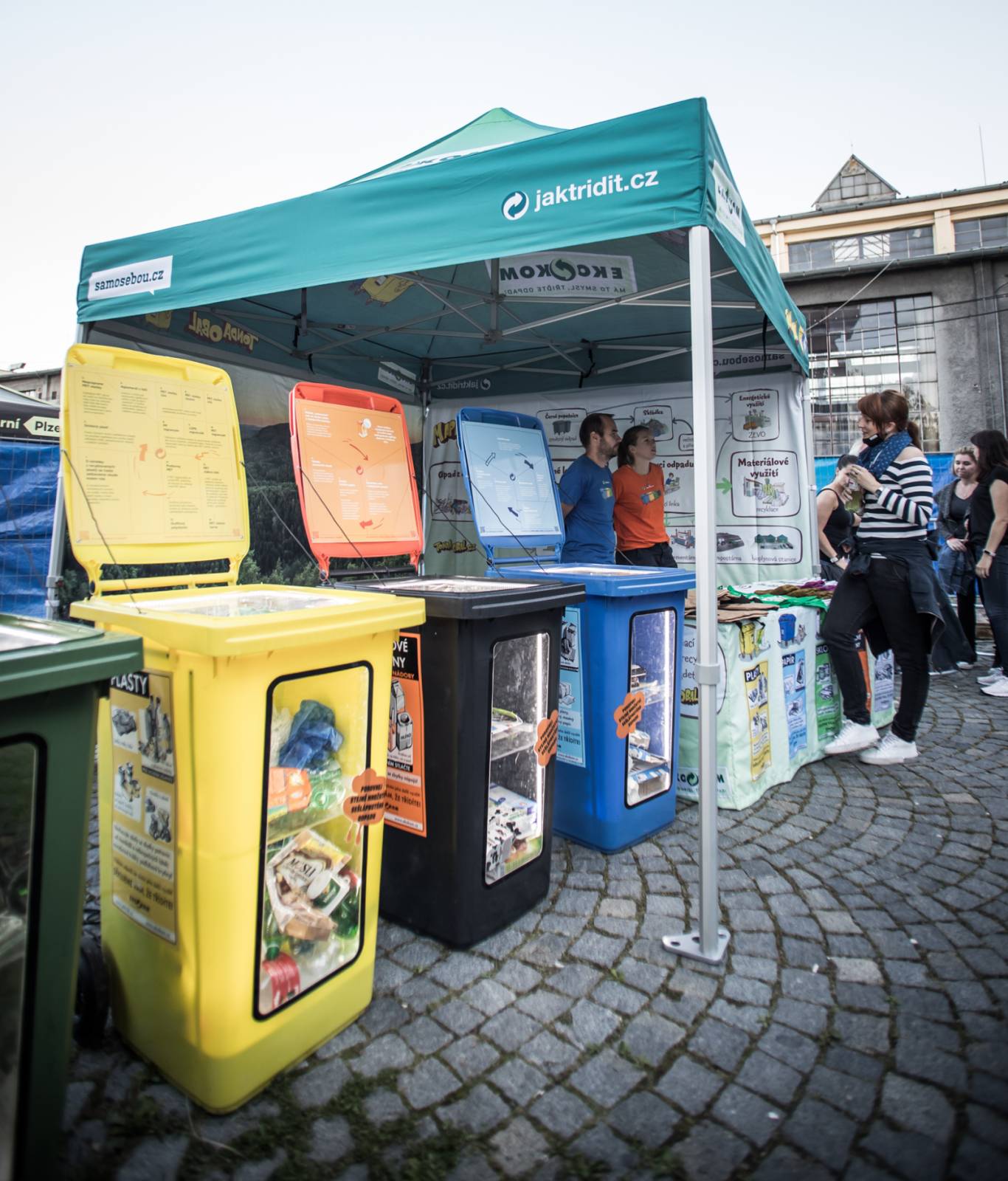 Dva Žebříky v jednom přinesly jedinečnou atmosféru. Marek Ztracený, Tomáš Klus a další byli fanouškům na dosah