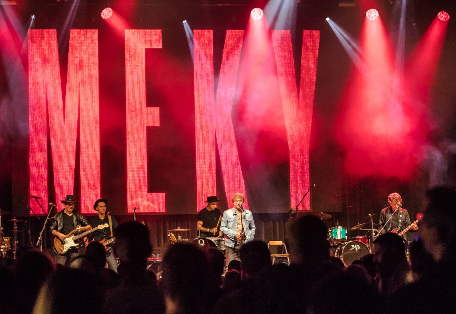 Dva Žebříky v jednom přinesly jedinečnou atmosféru. Marek Ztracený, Tomáš Klus a další byli fanouškům na dosah