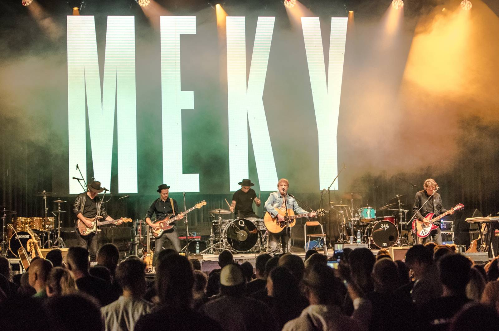 Dva Žebříky v jednom přinesly jedinečnou atmosféru. Marek Ztracený, Tomáš Klus a další byli fanouškům na dosah
