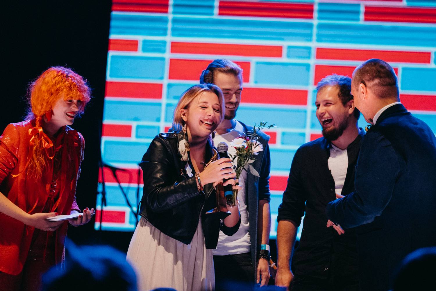 Šestihodinová show plná českých pěveckých hvězd. Ceny získali Vojtěch Dyk, Anna Julie Slováčková nebo Kateřina Marie Tichá