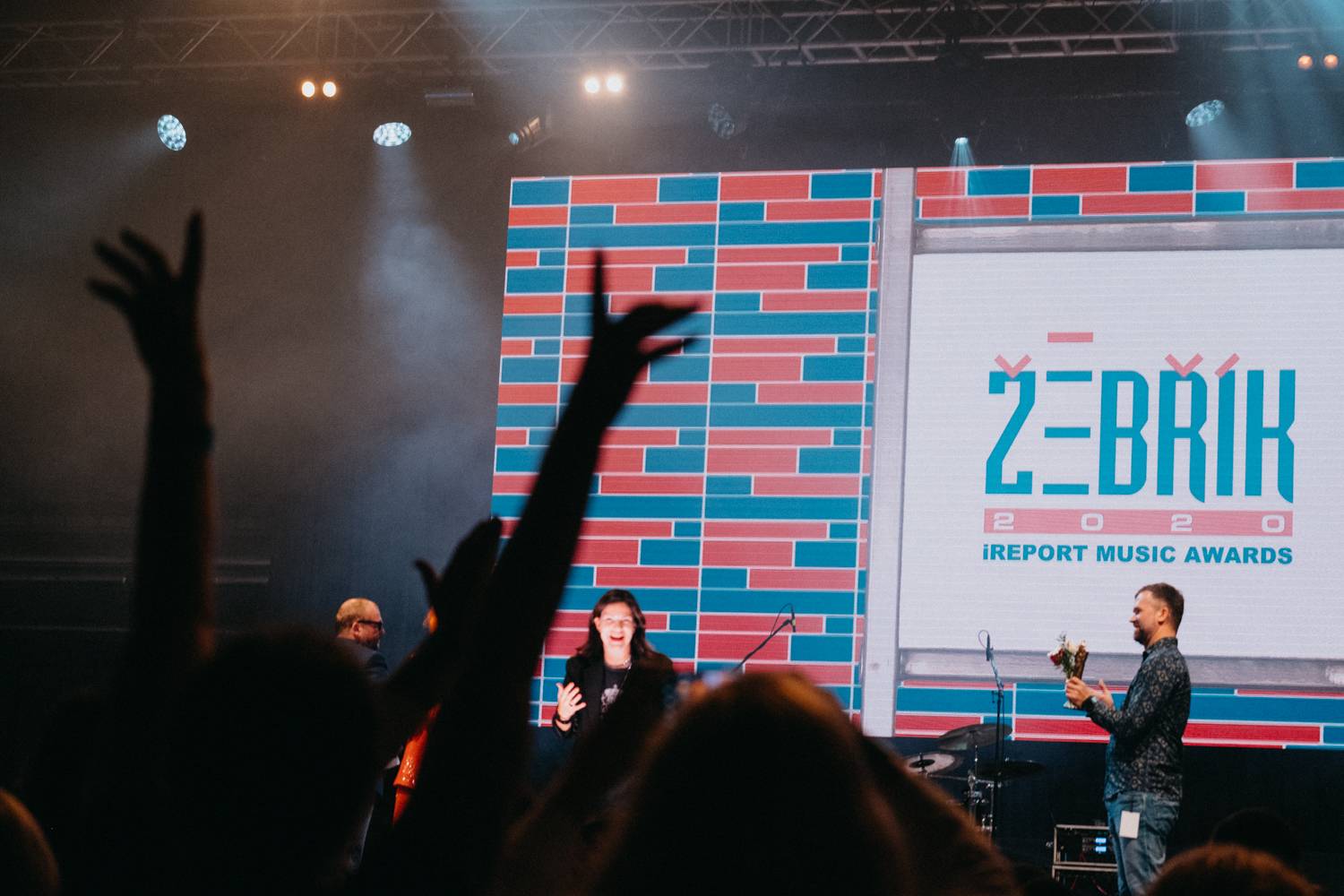 Šestihodinová show plná českých pěveckých hvězd. Ceny získali Vojtěch Dyk, Anna Julie Slováčková nebo Kateřina Marie Tichá