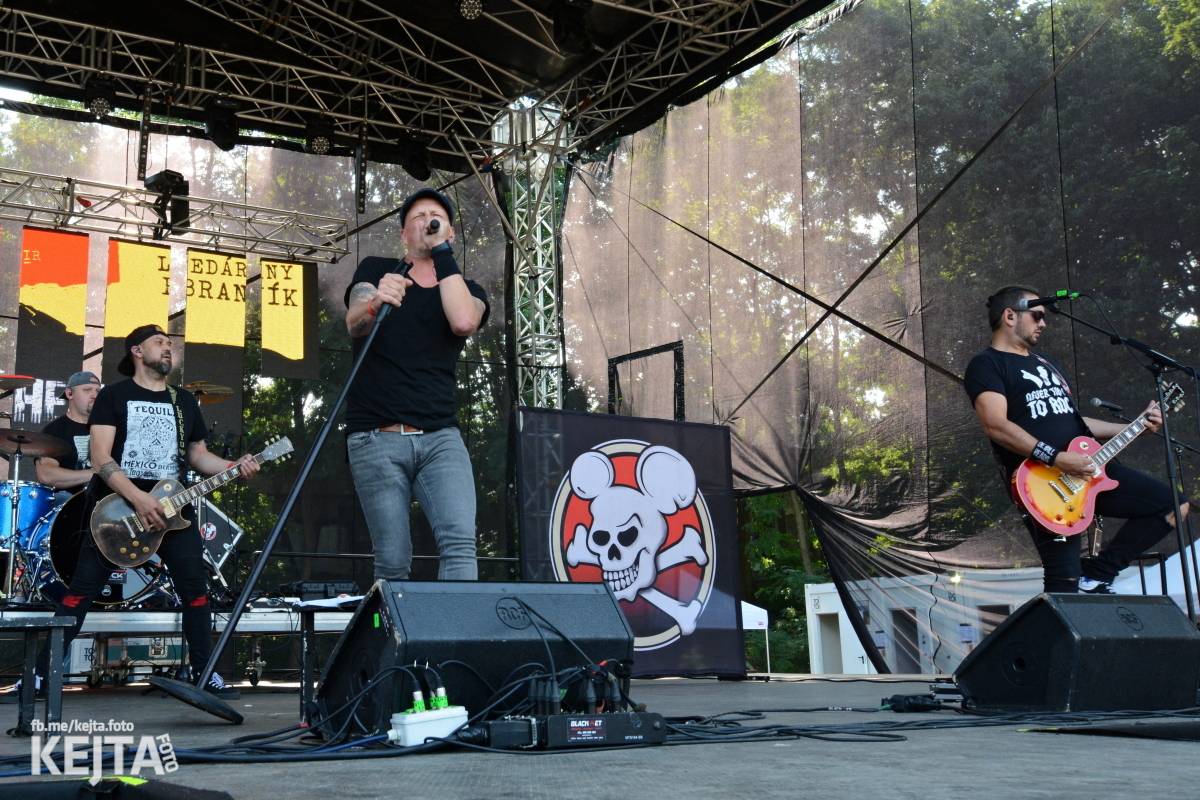 Festival Tří sester v Braníku zakončili koncerty Trautenberk, E!E nebo De Bill Heads