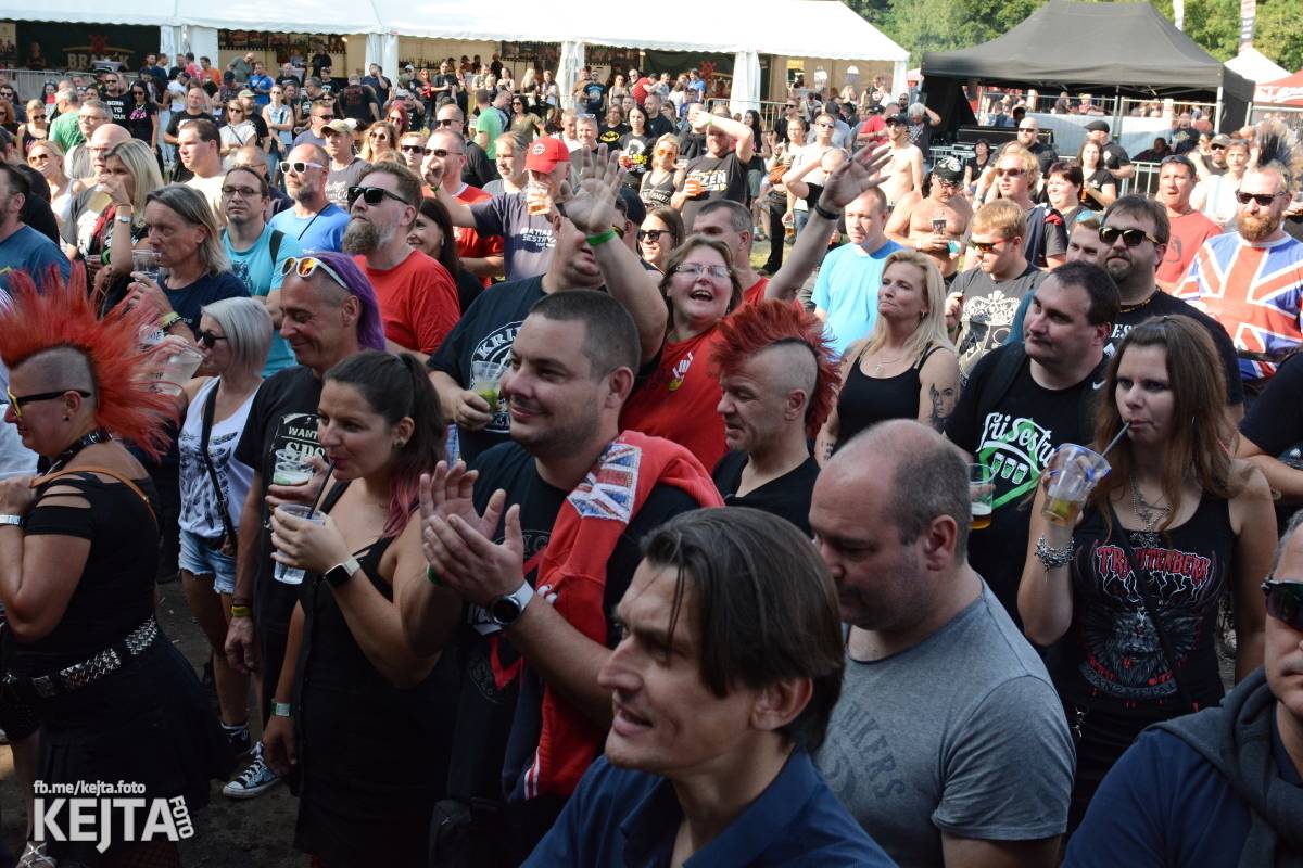 Festival Tří sester v Braníku zakončili koncerty Trautenberk, E!E nebo De Bill Heads