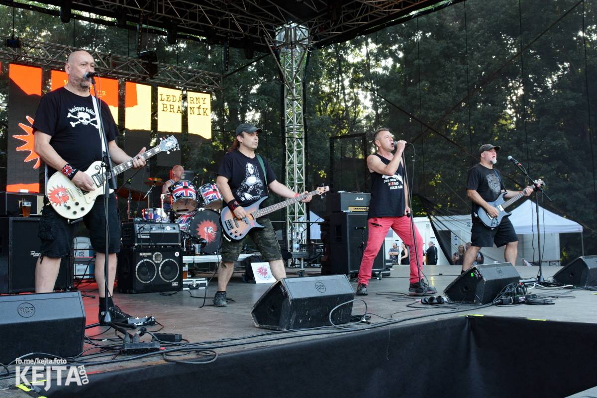 Festival Tří sester v Braníku zakončili koncerty Trautenberk, E!E nebo De Bill Heads