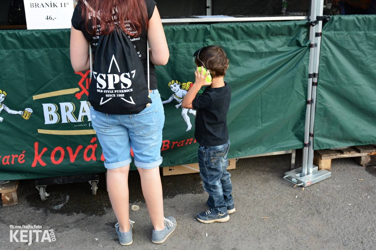 Festival Tří sester v Braníku zakončili koncerty Trautenberk, E!E nebo De Bill Heads