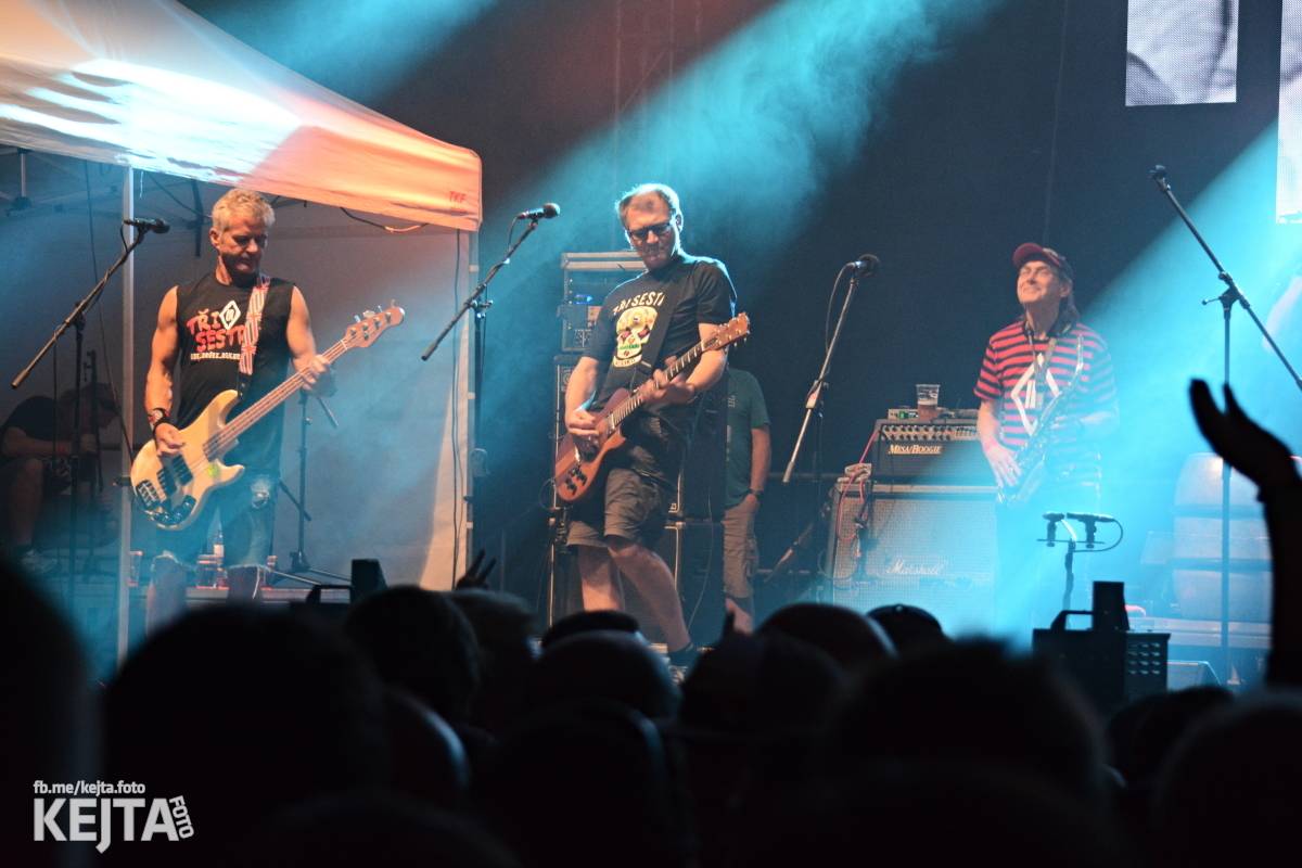 Festival Tří sester v Braníku zakončili koncerty Trautenberk, E!E nebo De Bill Heads