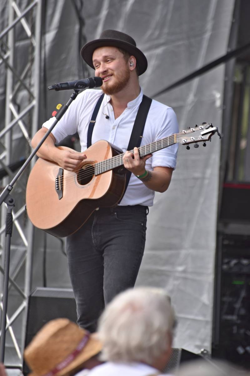 Jeleni si do Přibyslavi pozvali své přátele. Na festivalu jim zahráli Kateřina Marie Tichá i Mirai