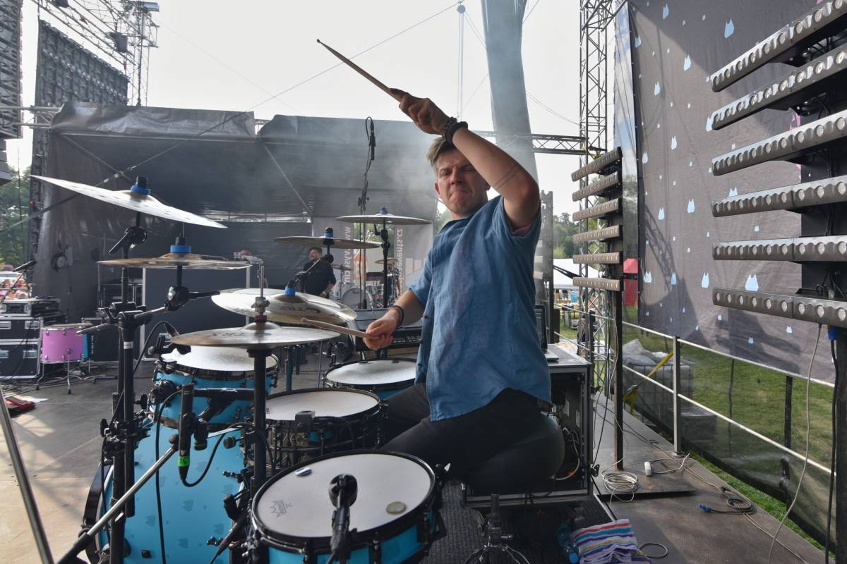 Jeleni si do Přibyslavi pozvali své přátele. Na festivalu jim zahráli Kateřina Marie Tichá i Mirai