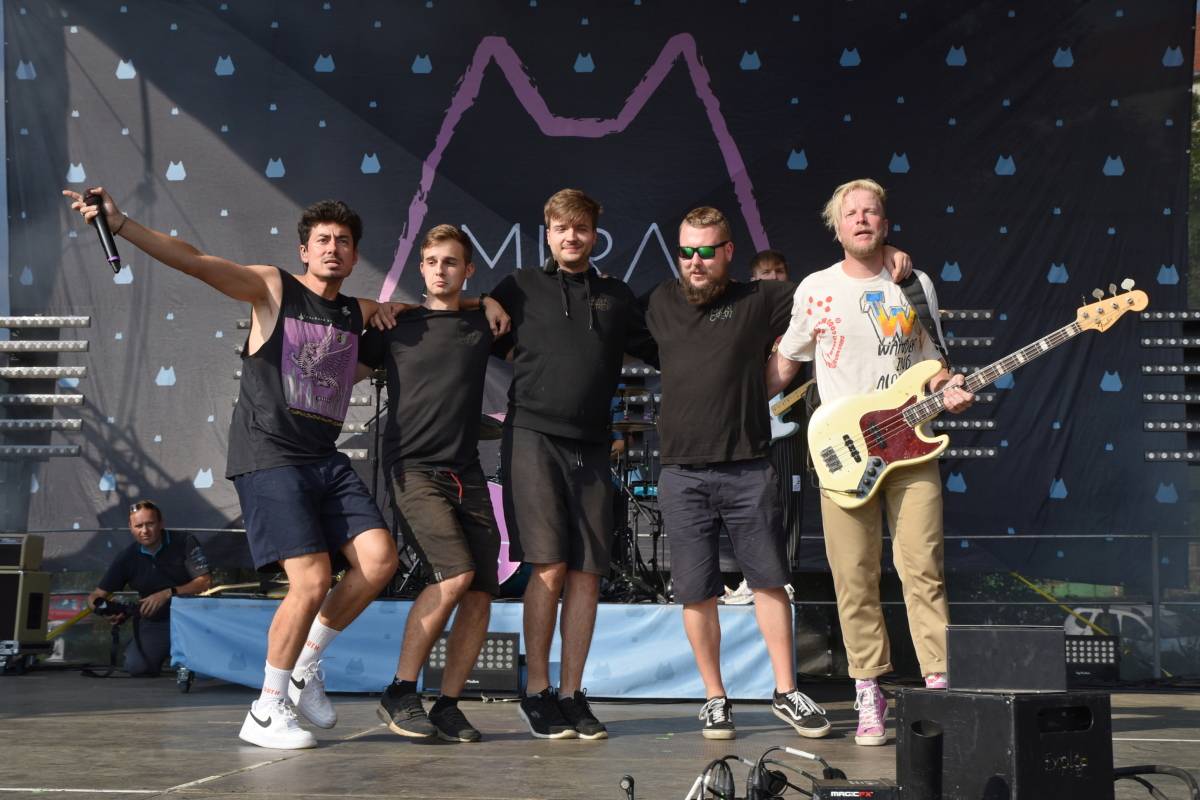 Jeleni si do Přibyslavi pozvali své přátele. Na festivalu jim zahráli Kateřina Marie Tichá i Mirai