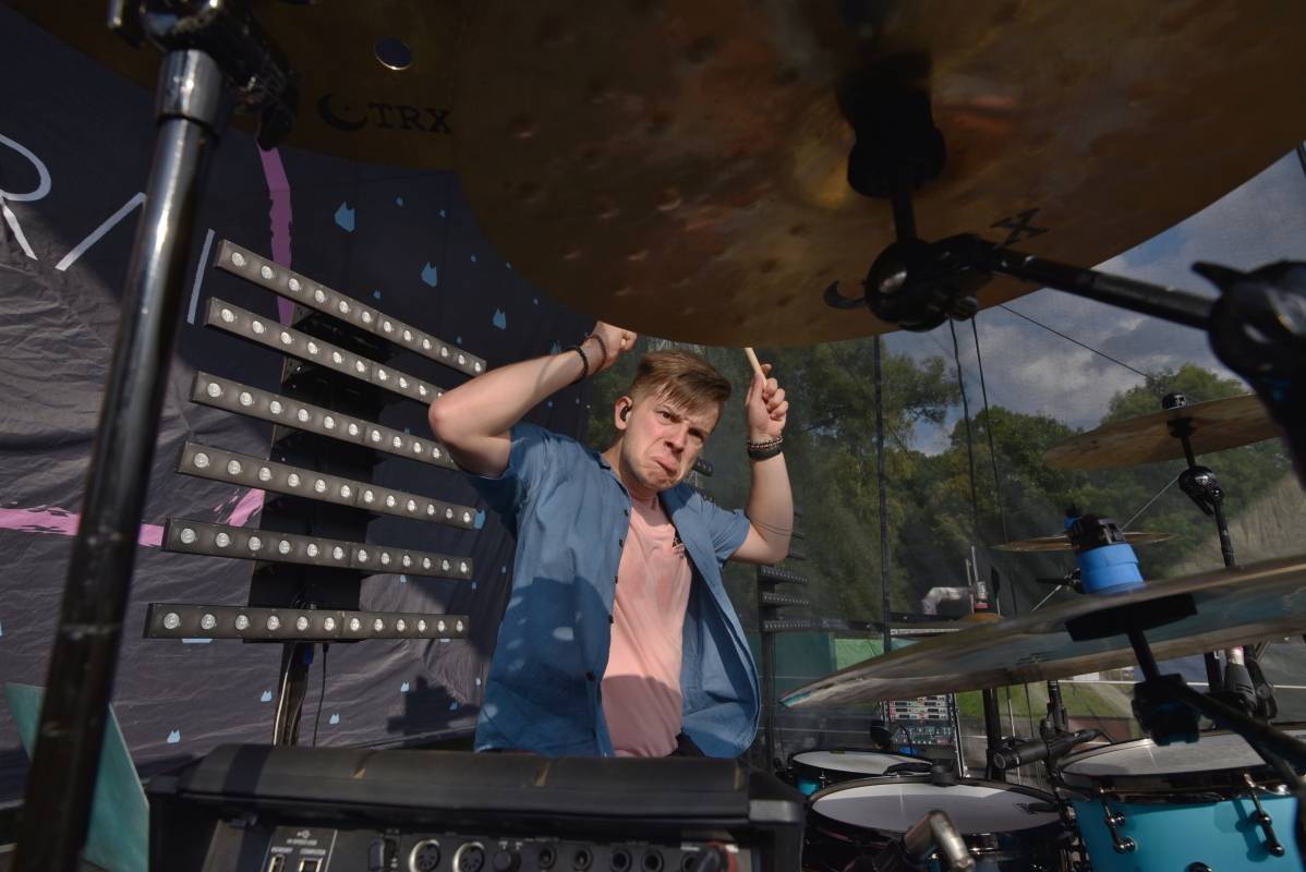 Jeleni si do Přibyslavi pozvali své přátele. Na festivalu jim zahráli Kateřina Marie Tichá i Mirai