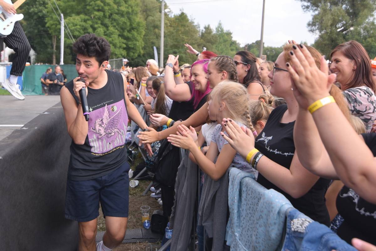 Jeleni si do Přibyslavi pozvali své přátele. Na festivalu jim zahráli Kateřina Marie Tichá i Mirai