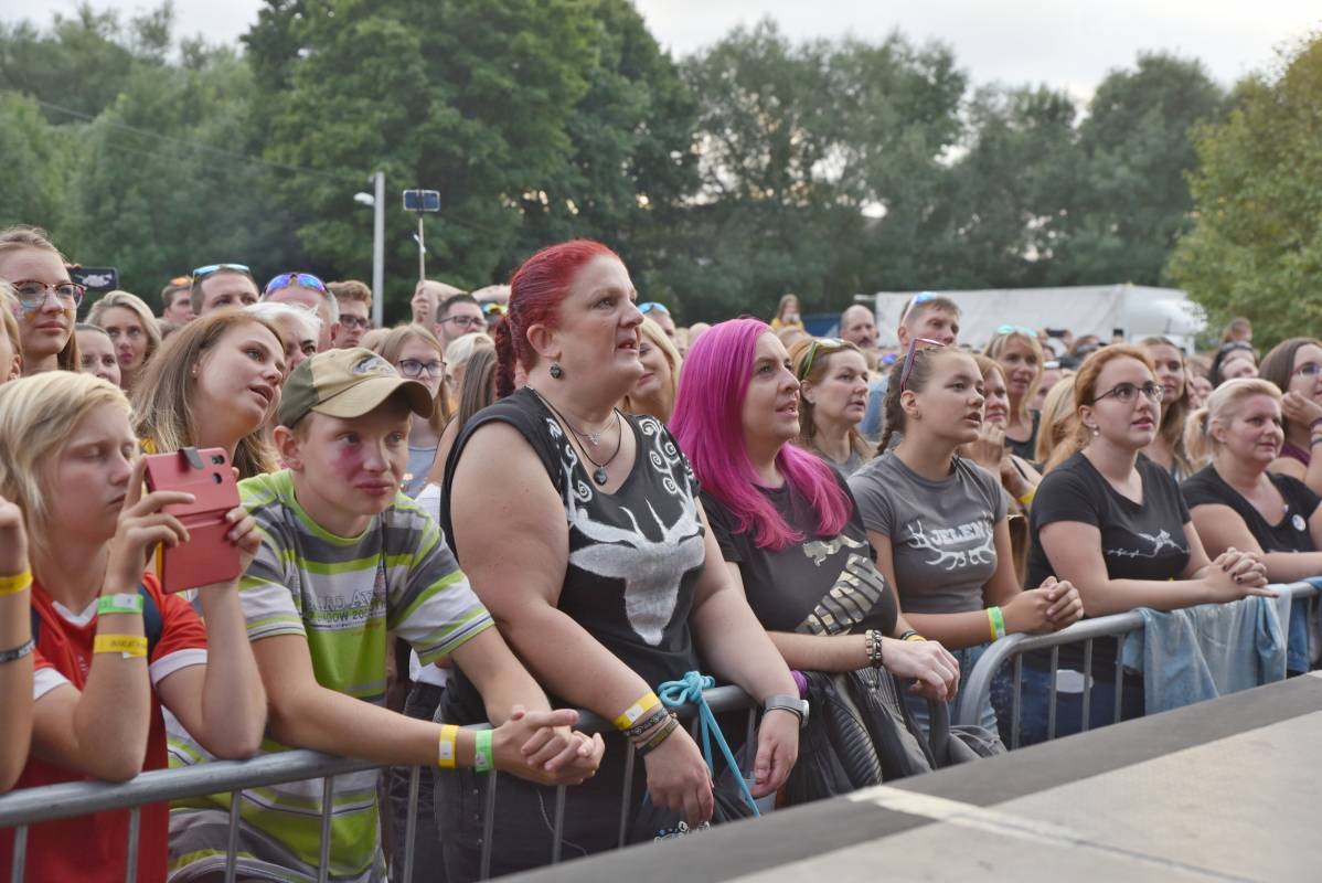 Jeleni si do Přibyslavi pozvali své přátele. Na festivalu jim zahráli Kateřina Marie Tichá i Mirai