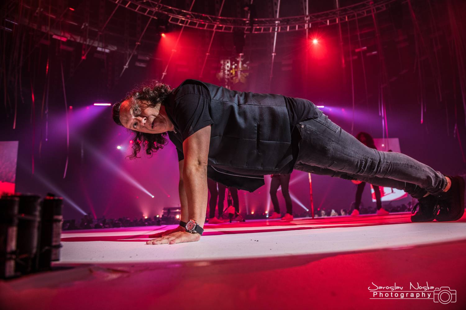 Restart Tour Marka Ztraceného v Brně málem zbouralo halu