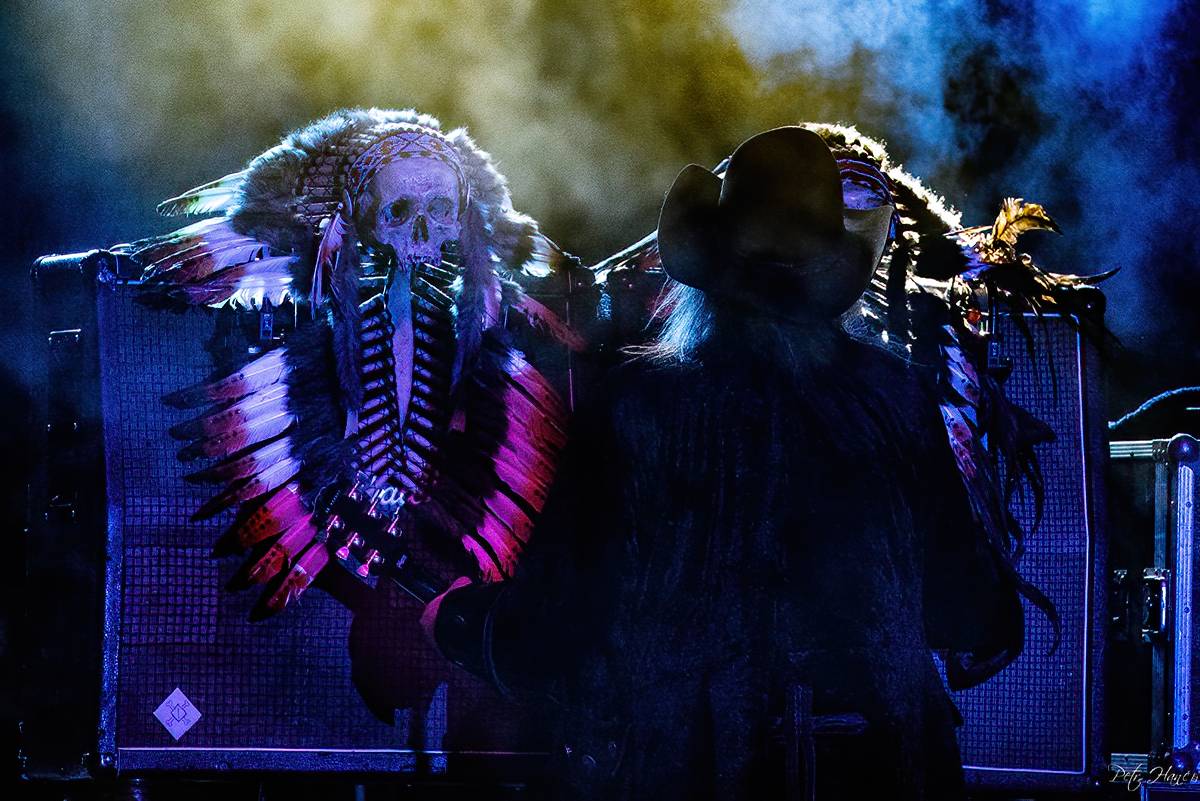 Lucie a Totální nasazení zazpívali pro Nemocnici Slaný své největší hity