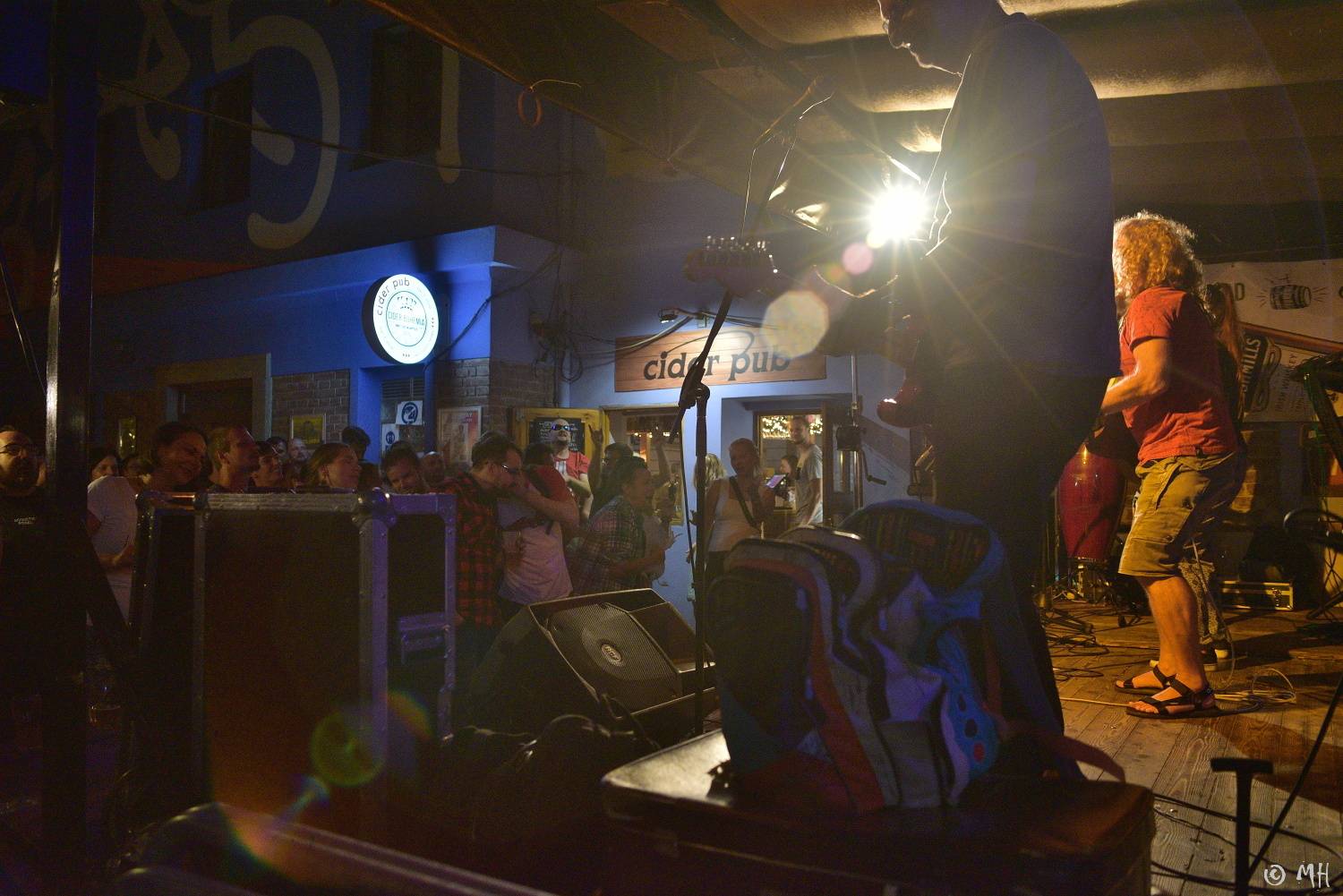 Švihadlo se svým reggae roztančilo Zach's Pub