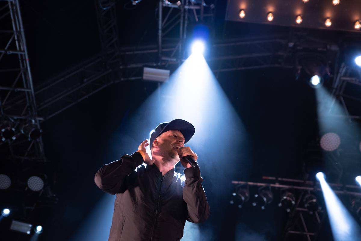 Miro Žbirka, Lenny, Jiří Suchý a další zavzpomínali na Metronome Warm Up na Ivana Krále